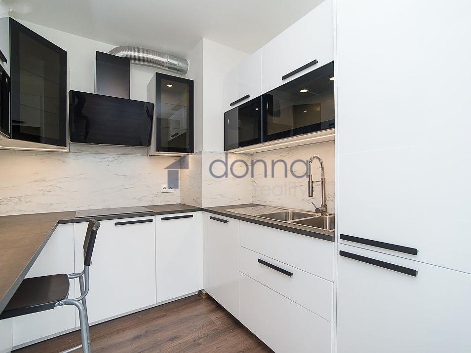 Pronájem bytu 4+kk 85 m2