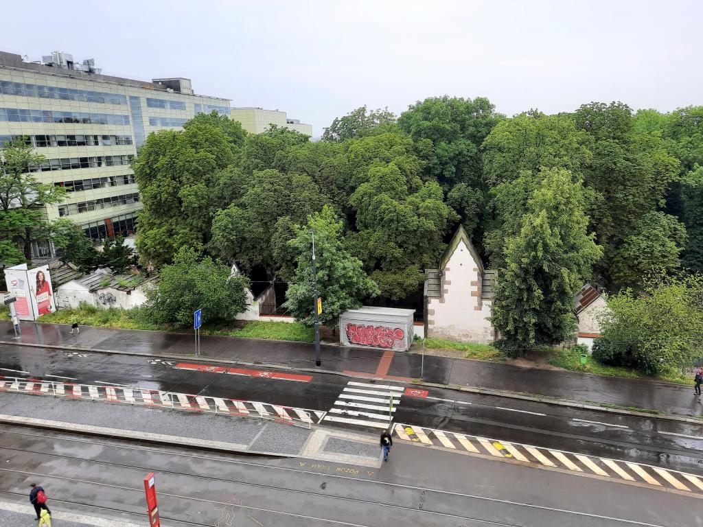 Spolubydleni bytu celý pokoj 81 m2