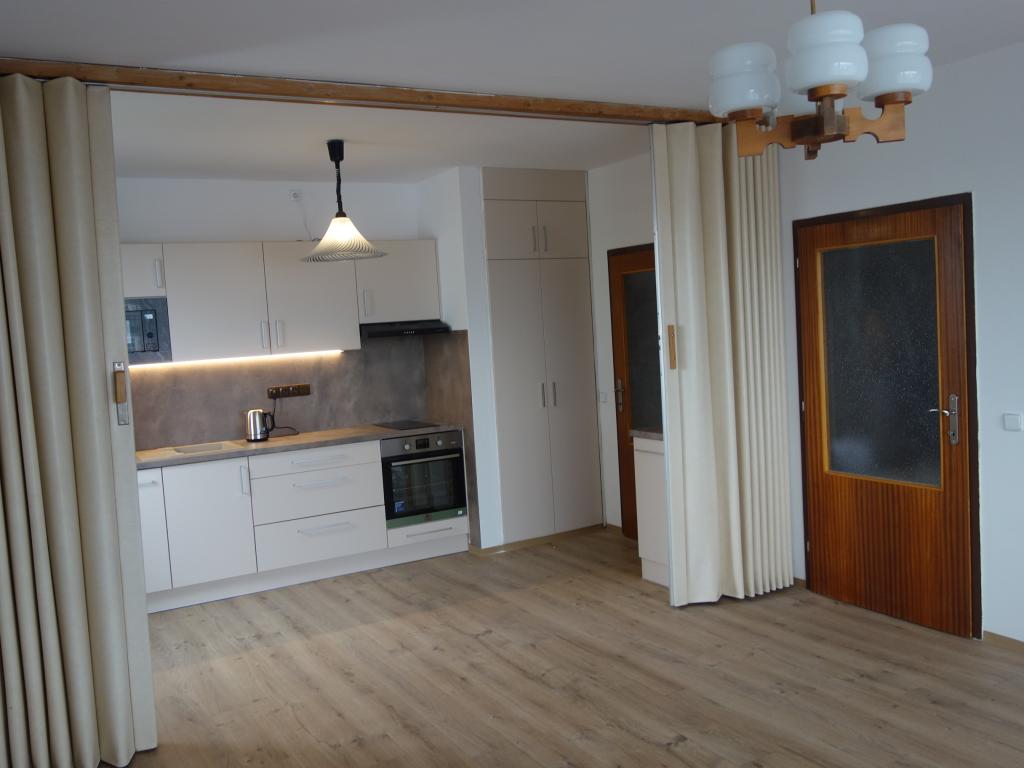 Pronájem bytu 2+1 57 m2