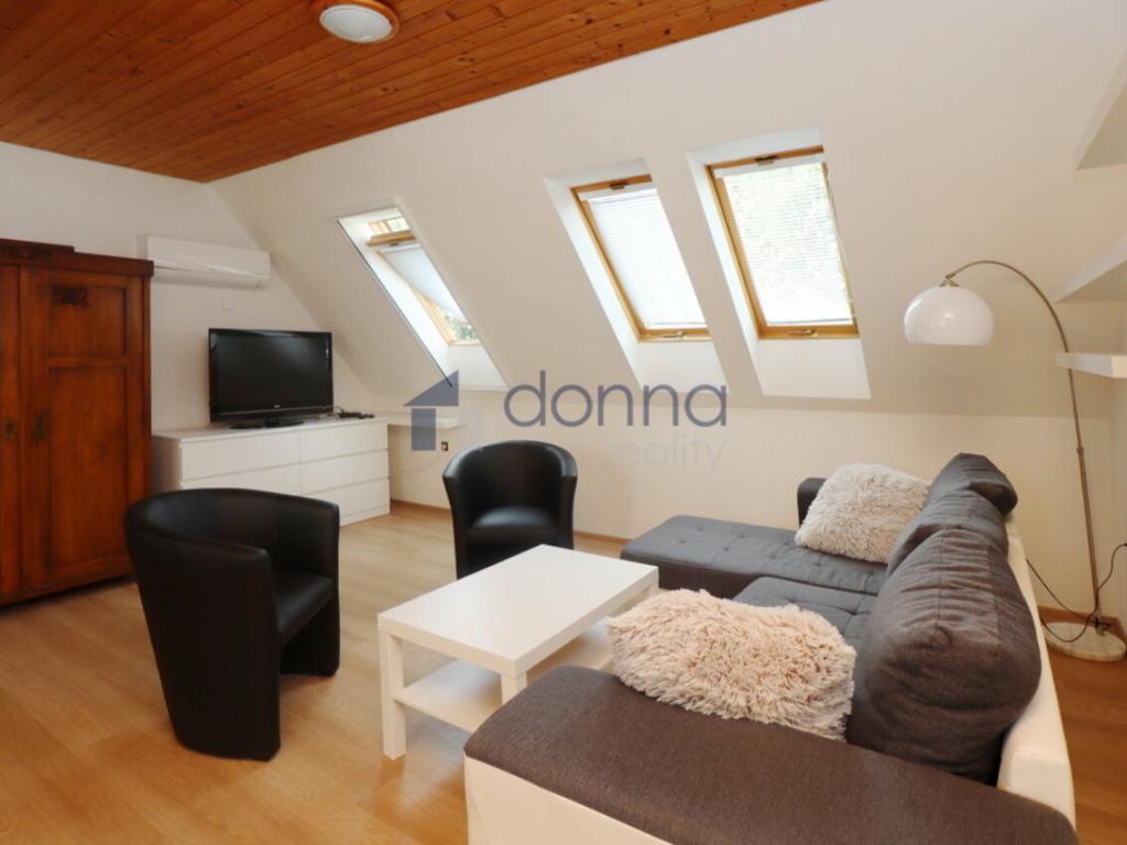 Pronájem bytu 1+1 58 m2