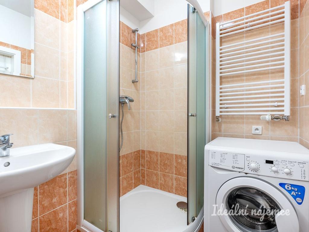 Pronájem bytu 1+kk 32 m2