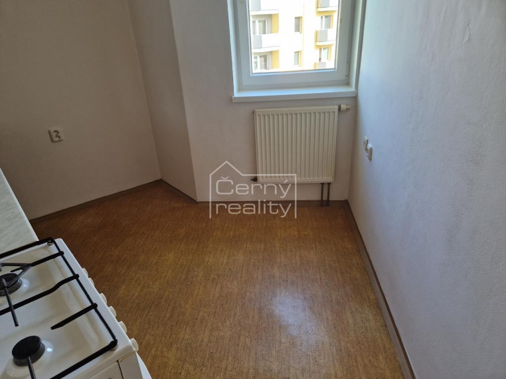 Pronájem bytu 2+1 55 m2, Sezemice – náhled fotky 15