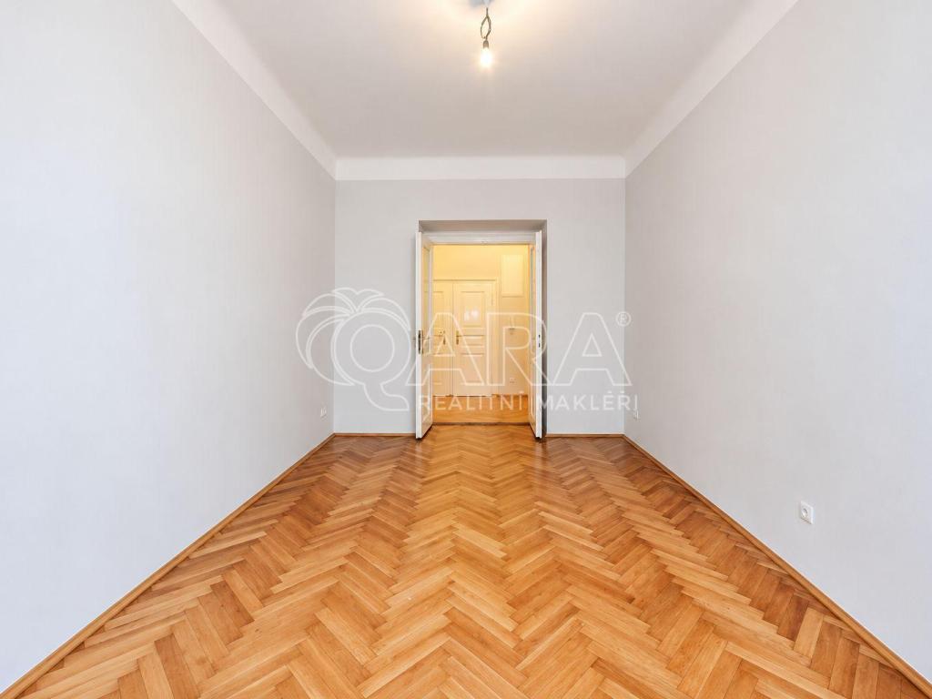 Pronájem bytu 3+1 108 m2, Praha – náhled fotky 13