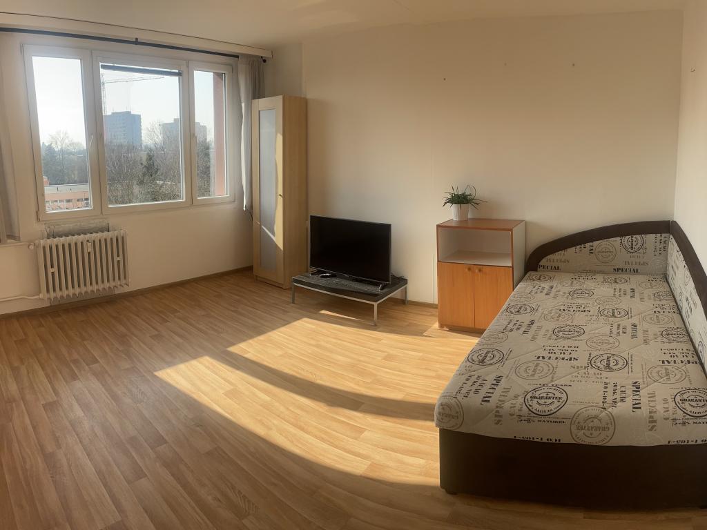 Pronájem bytu 1+kk 27 m2