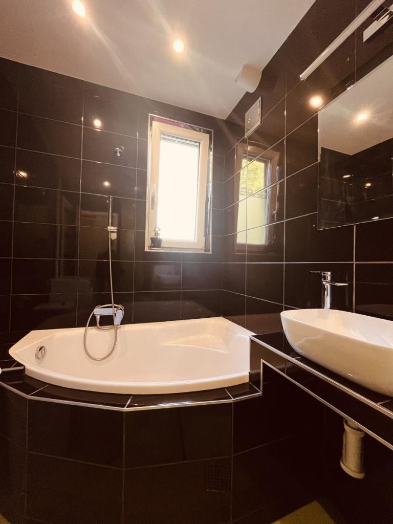 Pronájem bytu 3+kk 54 m2, Ostrava – náhled fotky 15