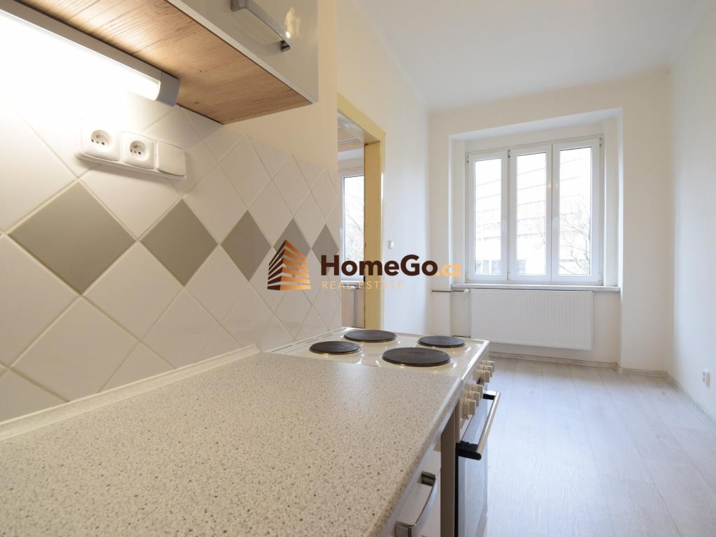 Pronájem bytu 2+kk 45 m2, Praha – náhled fotky 2