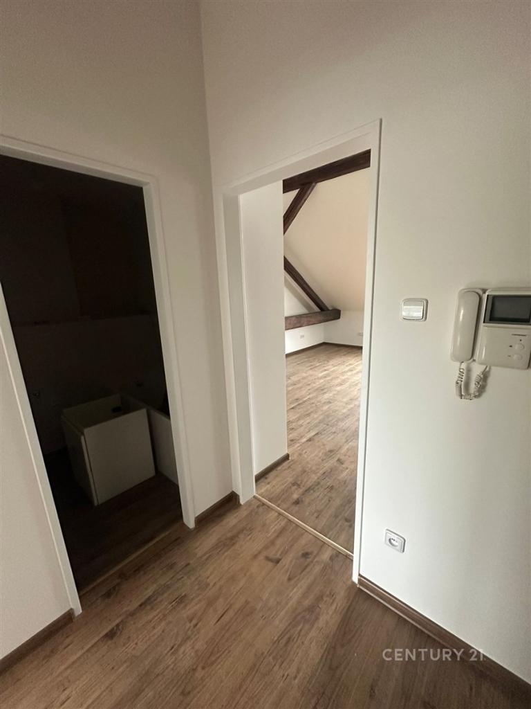 Pronájem bytu 2+kk 58 m2