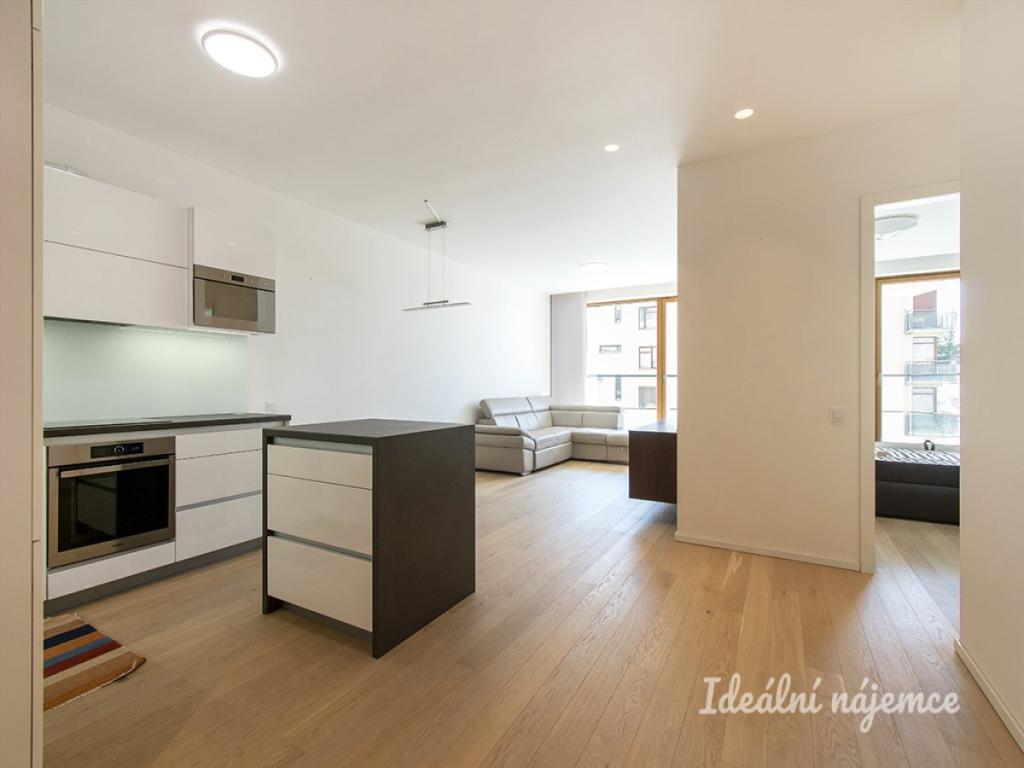 Pronájem bytu 2+kk 70 m2