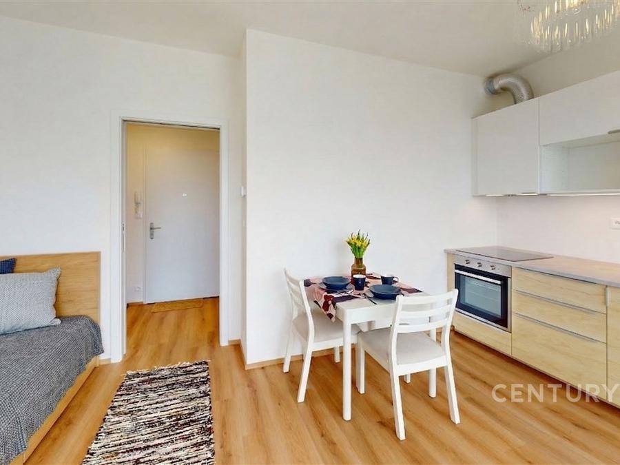 Pronájem bytu 1+kk 27 m2