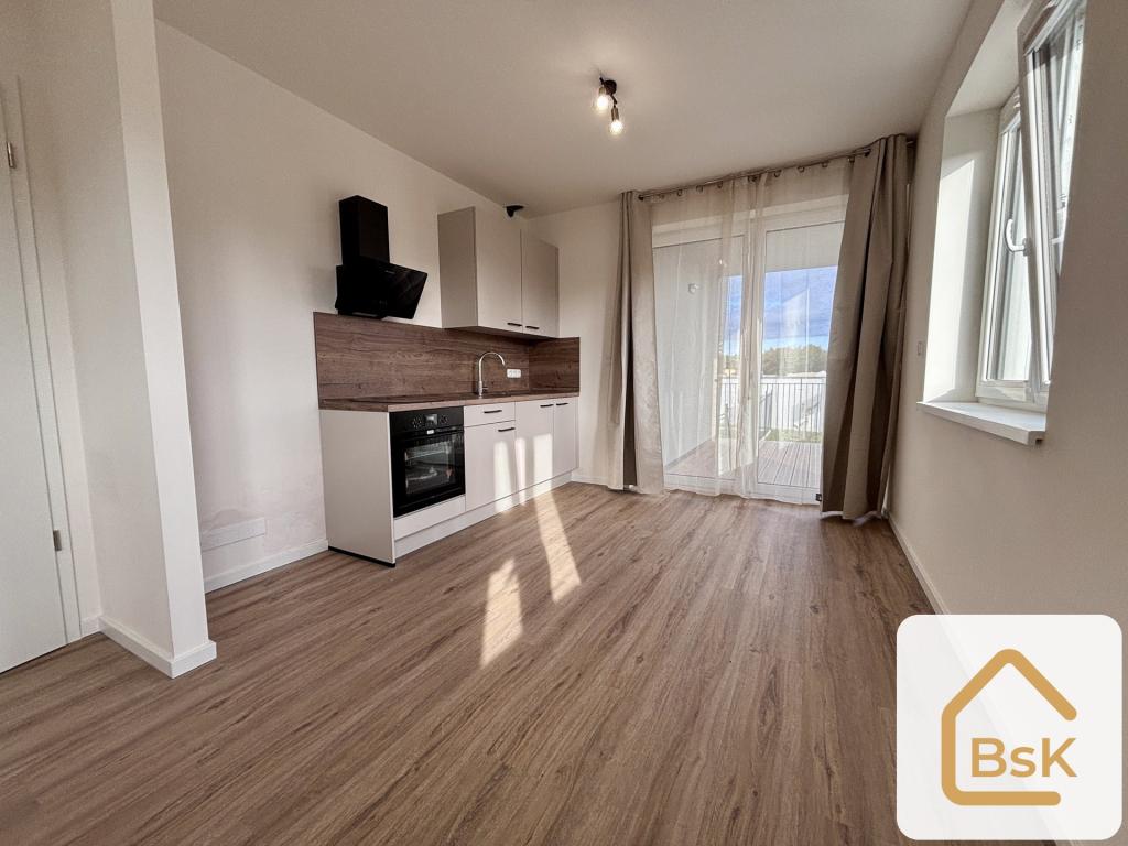 Pronájem bytu 1+kk 32 m2