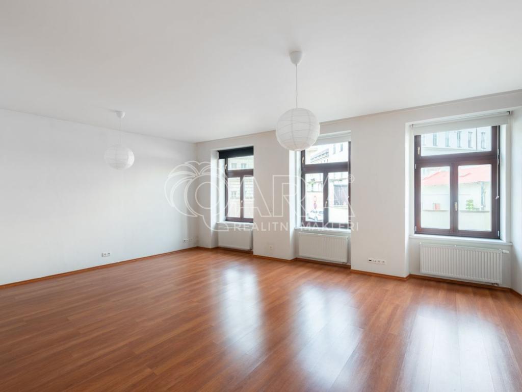 Pronájem bytu 2+kk 75 m2