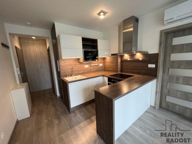 Pronájem bytu 2+kk 37 m2