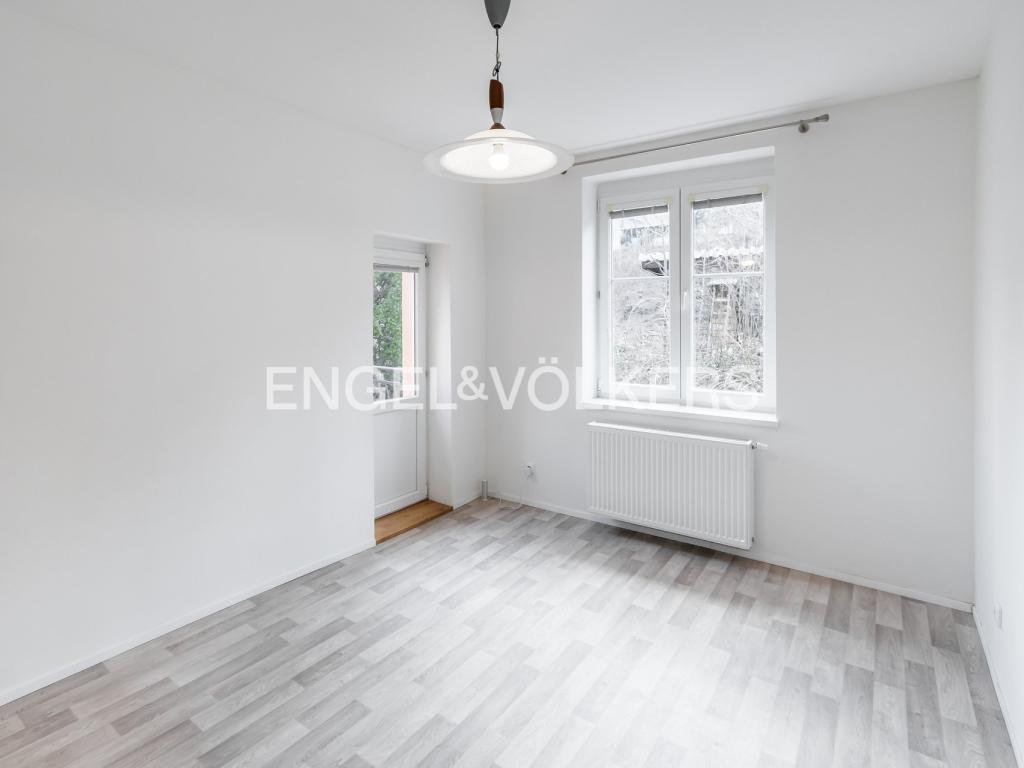 Pronájem bytu 3+kk 81 m2