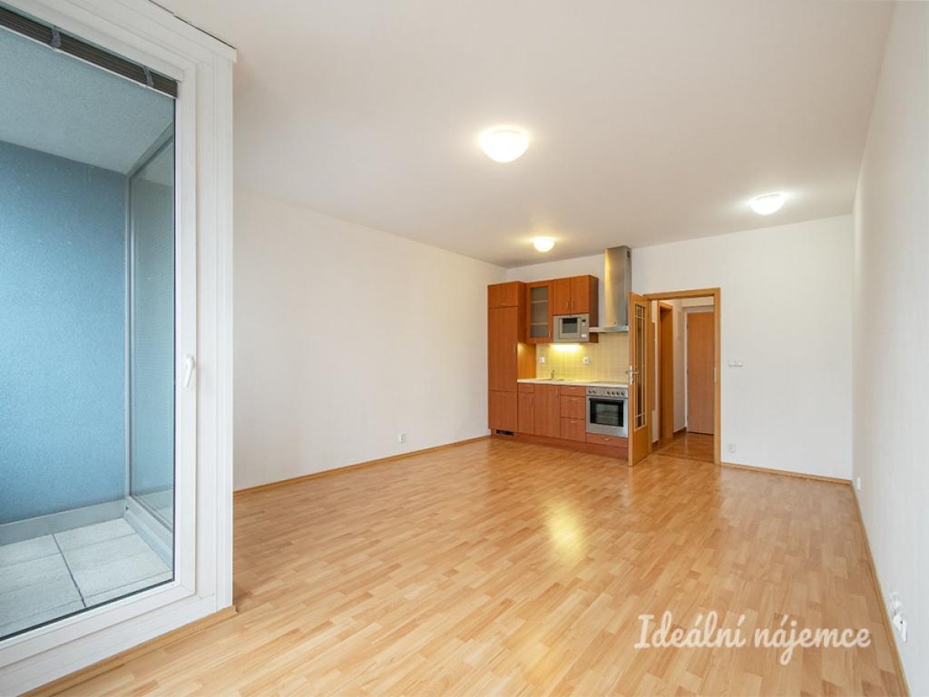 Pronájem bytu 1+kk 38 m2
