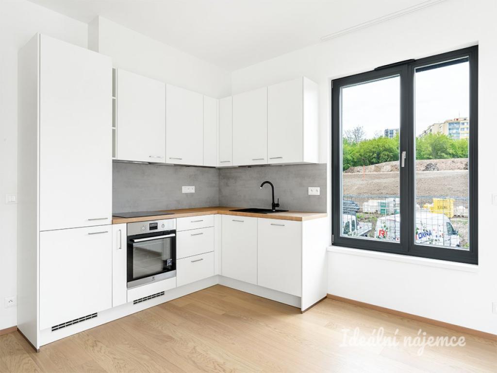Pronájem bytu 2+kk 59 m² - Widok 3