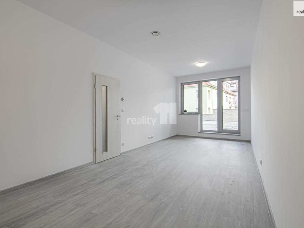 Pronájem bytu 3+kk 96 m2