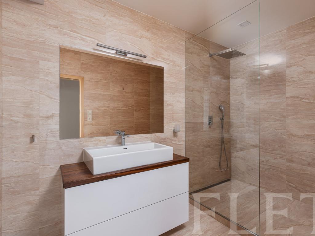 Pronájem bytu 2+kk 74 m2