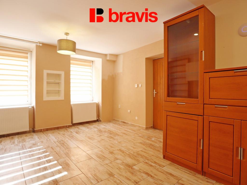 Pronájem bytu 1+kk 35 m2