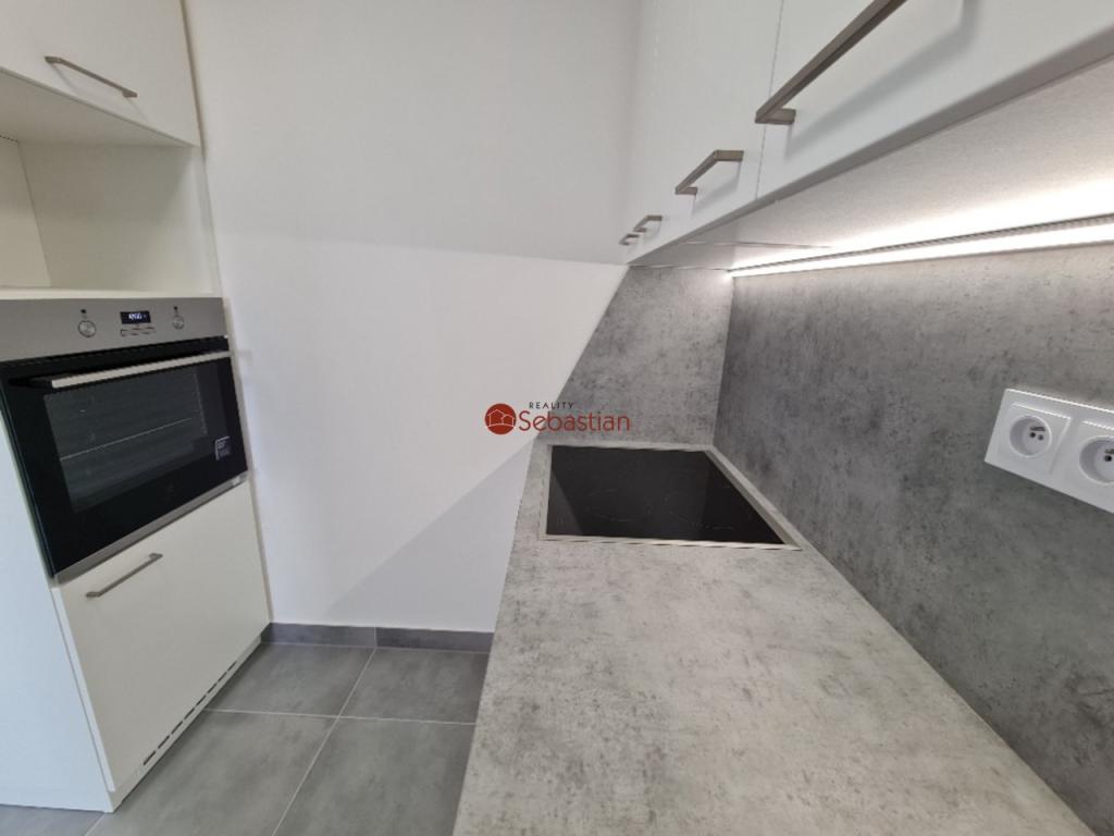 Pronájem bytu 2+1 37 m2