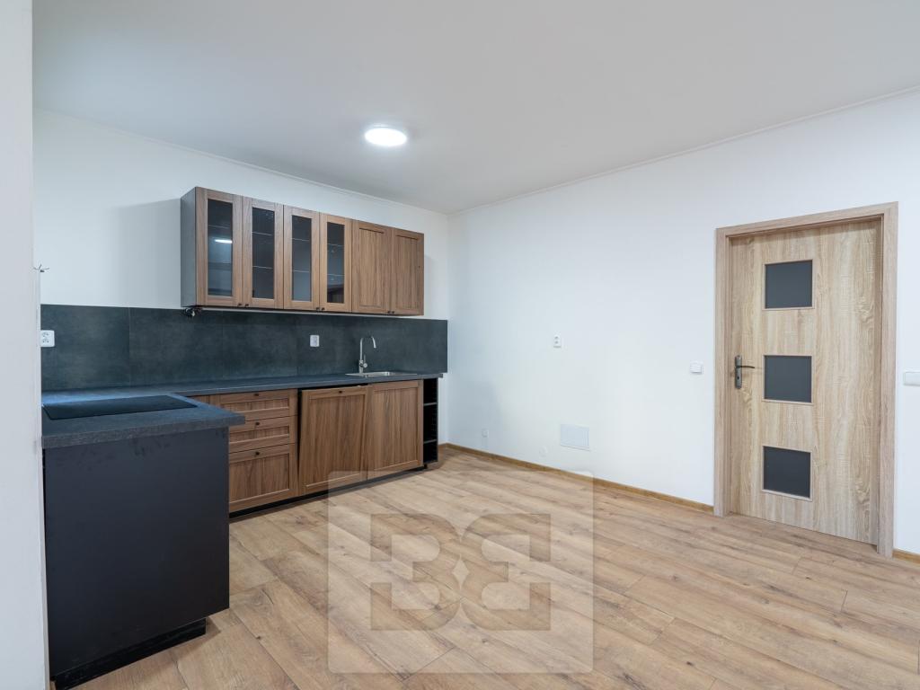 Pronájem bytu 4+kk 120 m2
