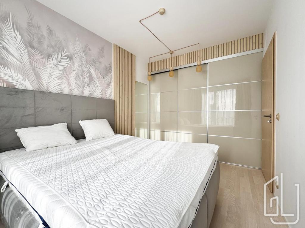 Pronájem bytu 2+kk 56 m2