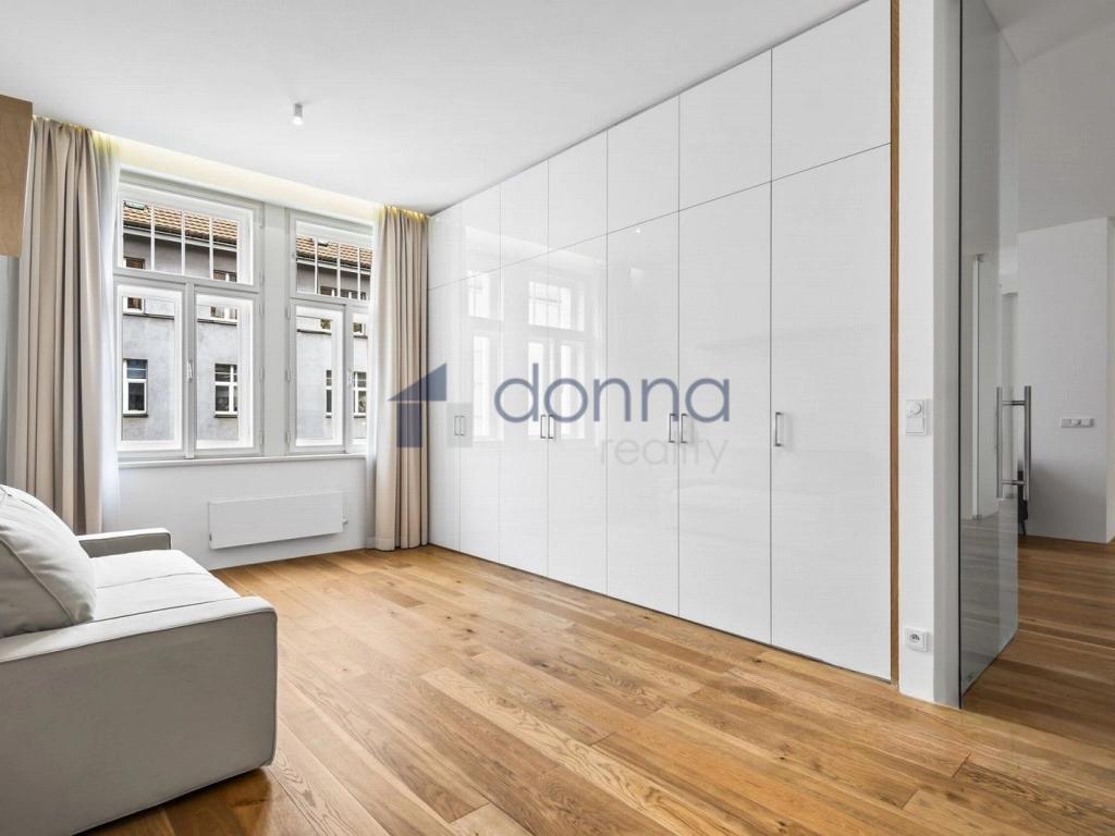 Pronájem bytu 3+kk 109 m2