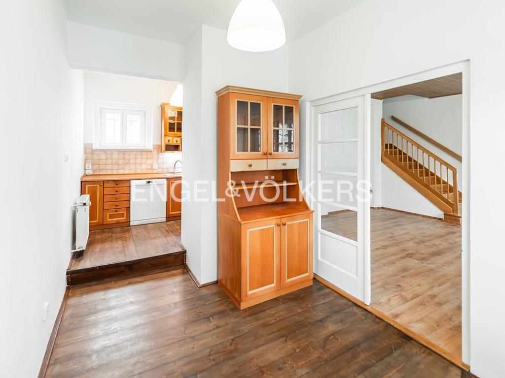Pronájem domu 214 m2