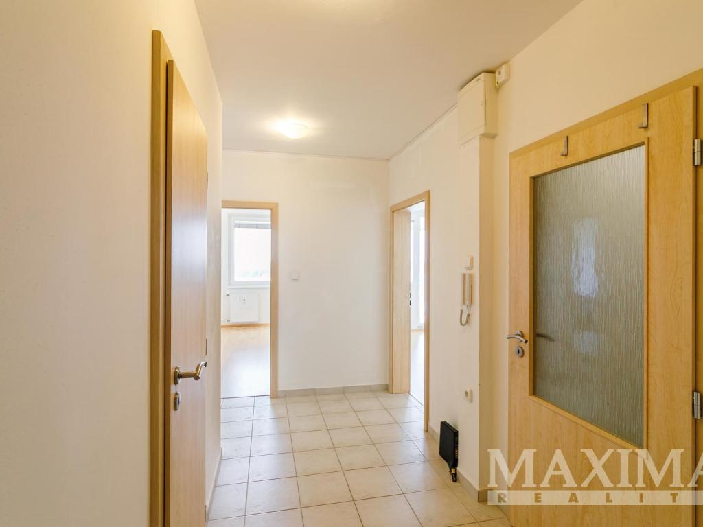 Pronájem bytu 3+kk 67 m2, Praha – náhled fotky 16
