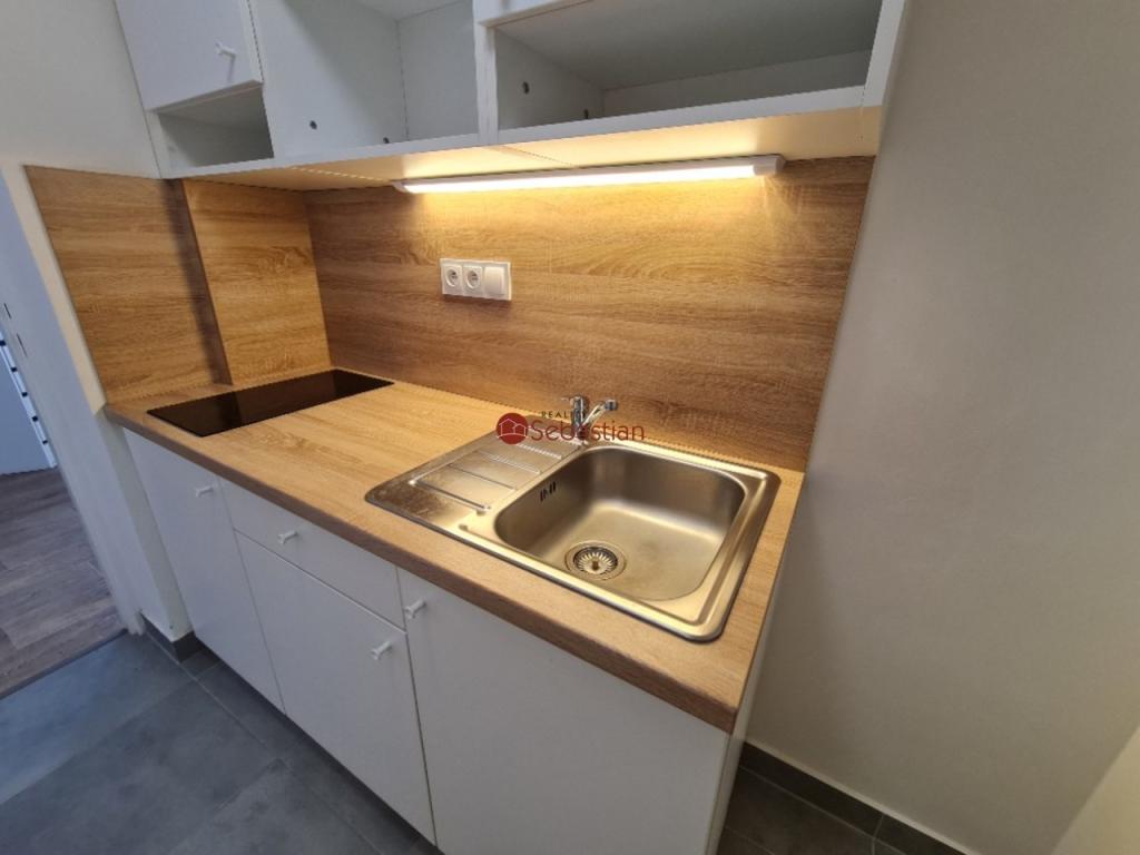 Pronájem bytu 1+1 36 m2