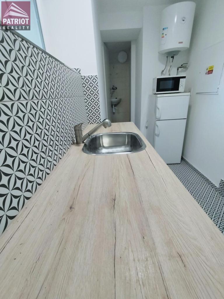 Pronájem bytu 1+kk 29 m2