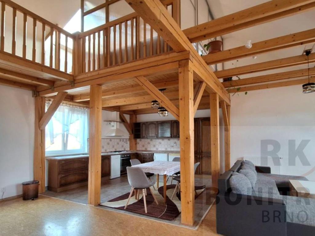 Pronájem bytu 3+kk 100 m² – další