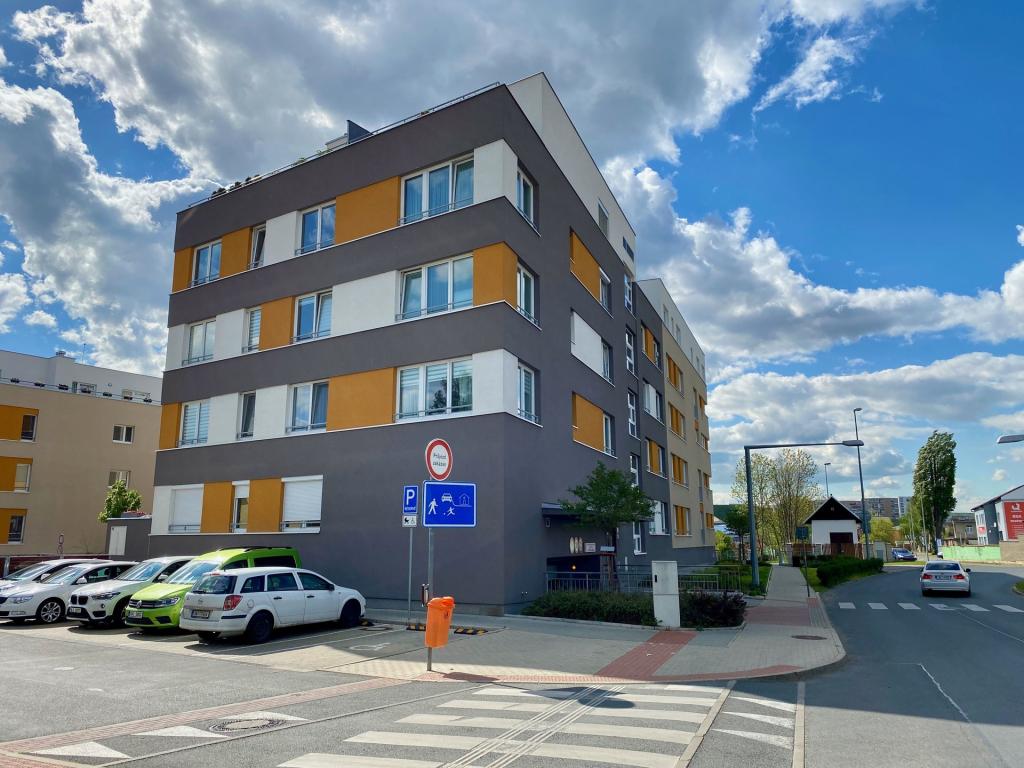 Pronájem bytu 3+kk 77 m2
