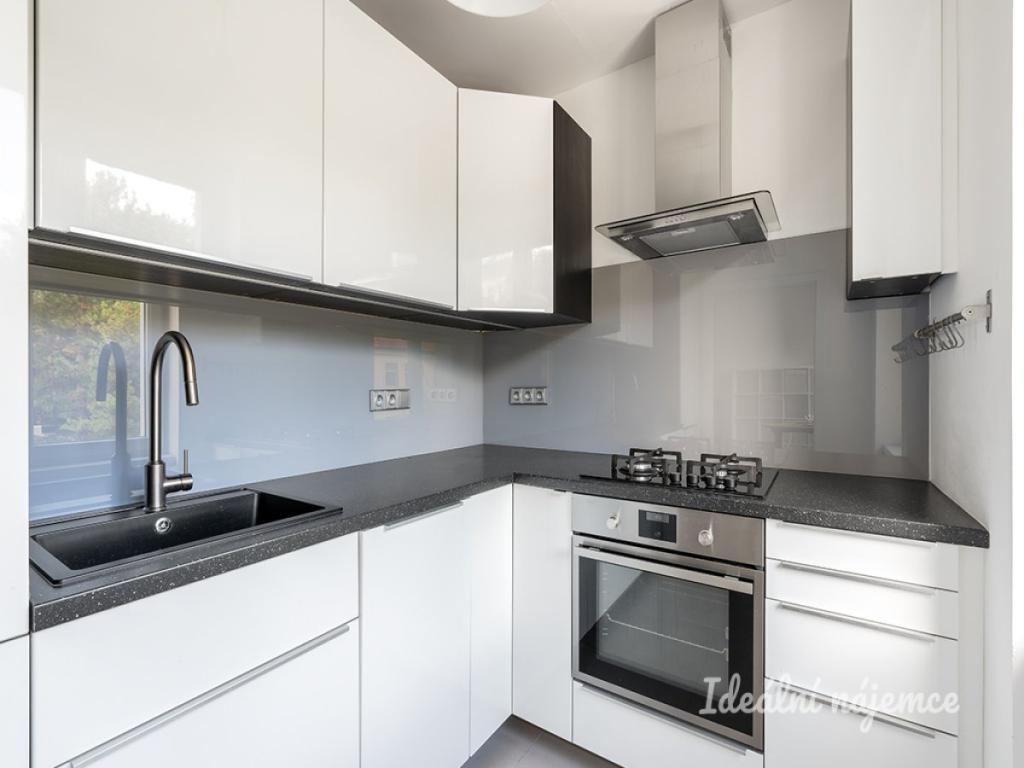 Pronájem bytu 1+1 34 m2