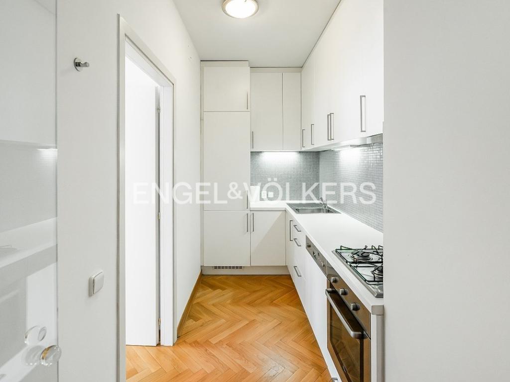Pronájem bytu 4+kk 102 m2