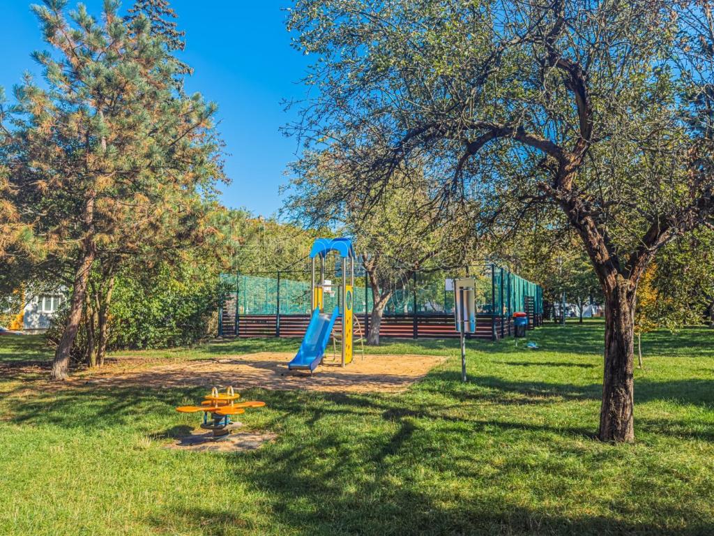 Prodej bytu 2+kk 50 m2, Praha – náhled fotky 22