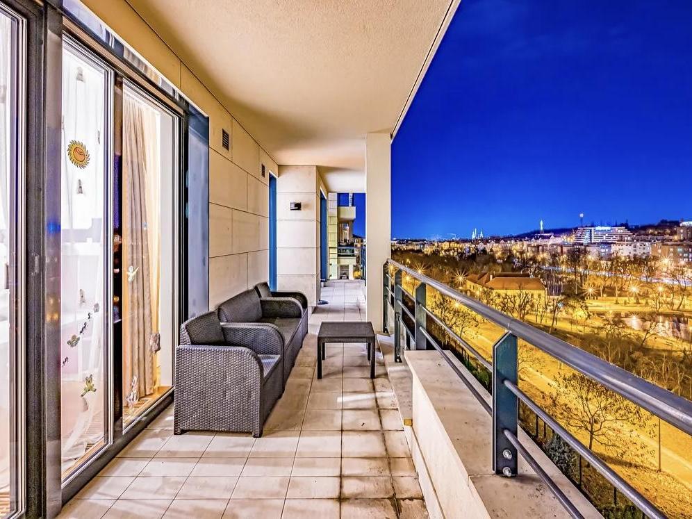 Pronájem bytu 3+kk 91 m2, Praha – náhled fotky 11