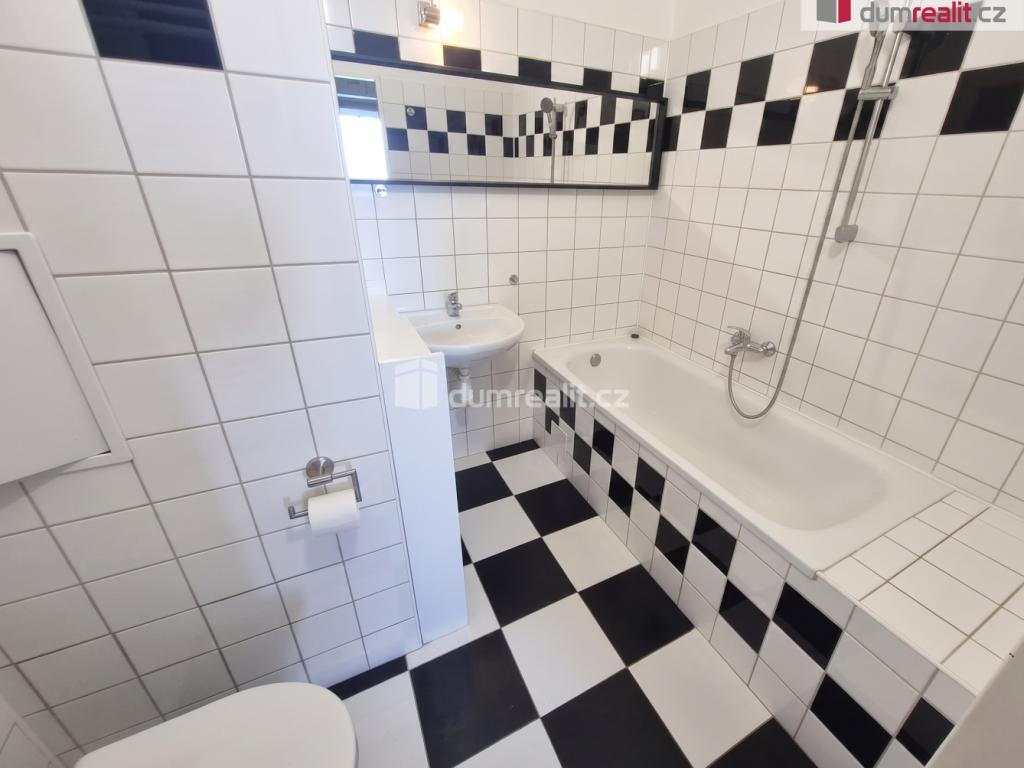Pronájem bytu 2+1 63 m2