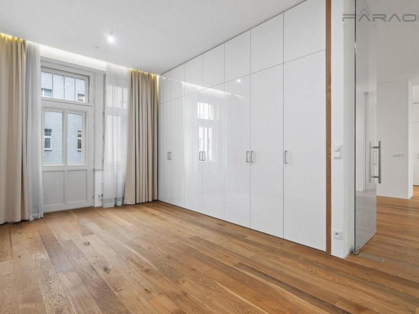Pronájem bytu 3+kk 114 m2