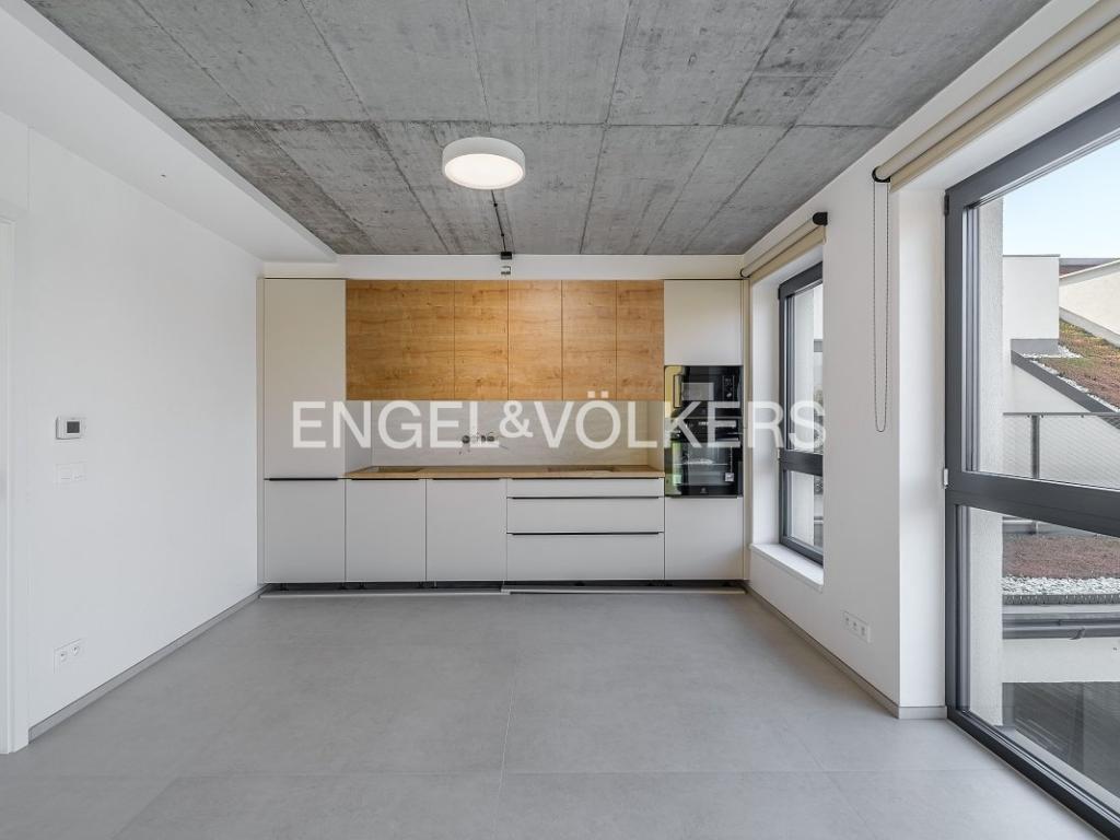 Pronájem bytu 2+kk 60 m2