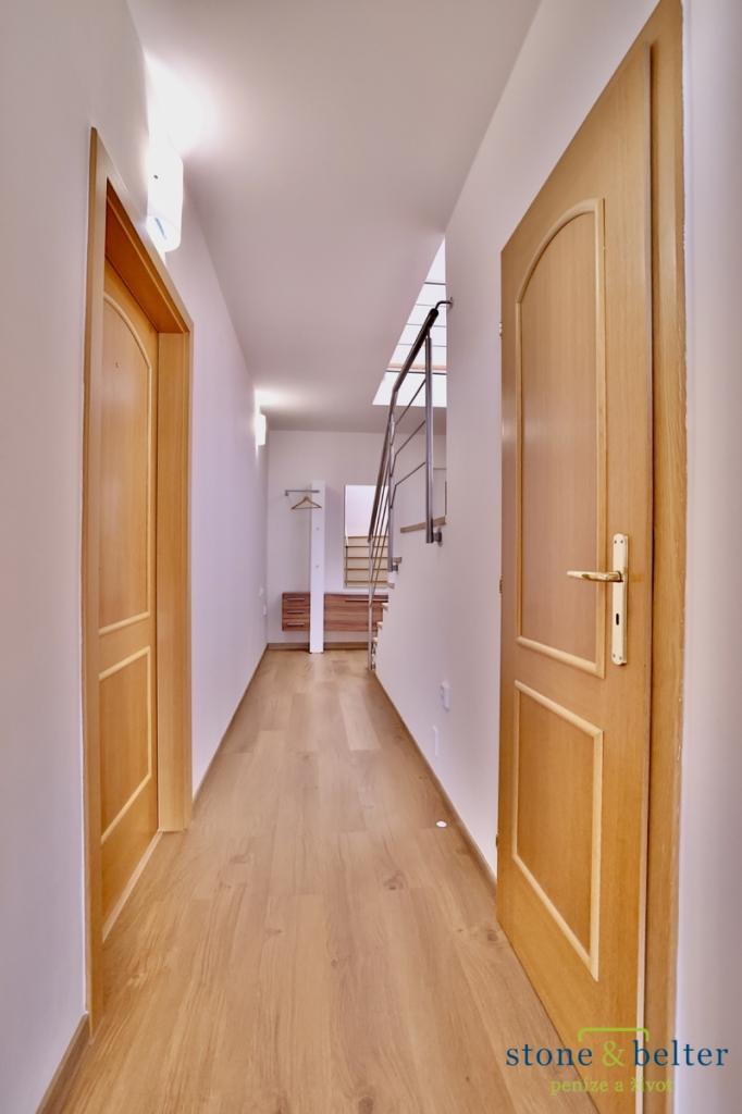 Pronájem bytu 5+kk 147 m2