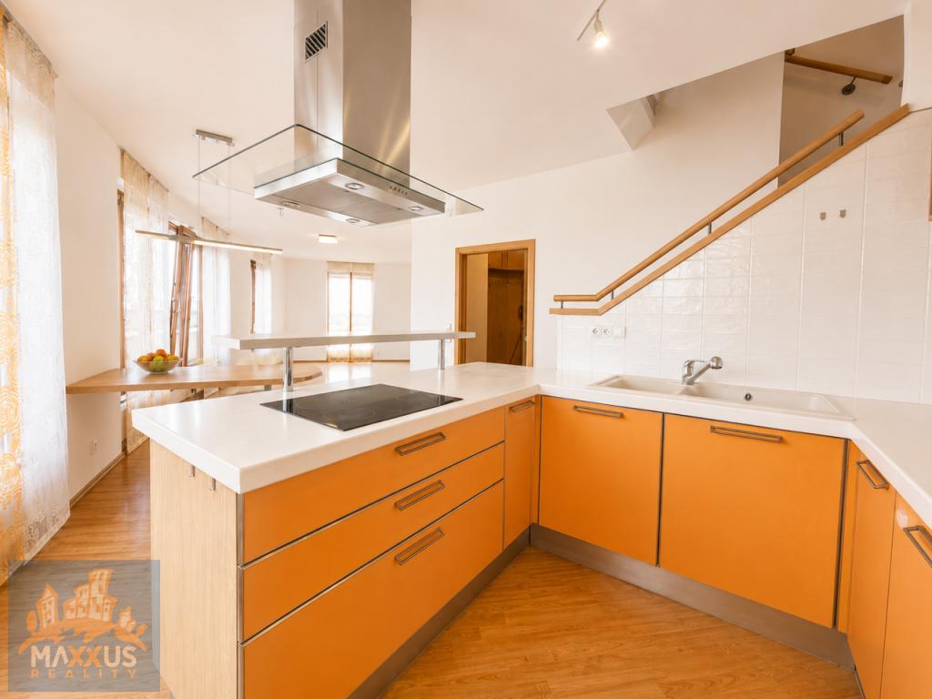 Pronájem bytu 3+kk 102 m2