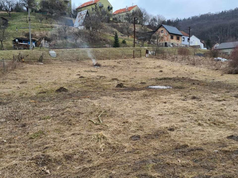 Prodej pozemku 2156 m2, Kanice – náhled fotky 9
