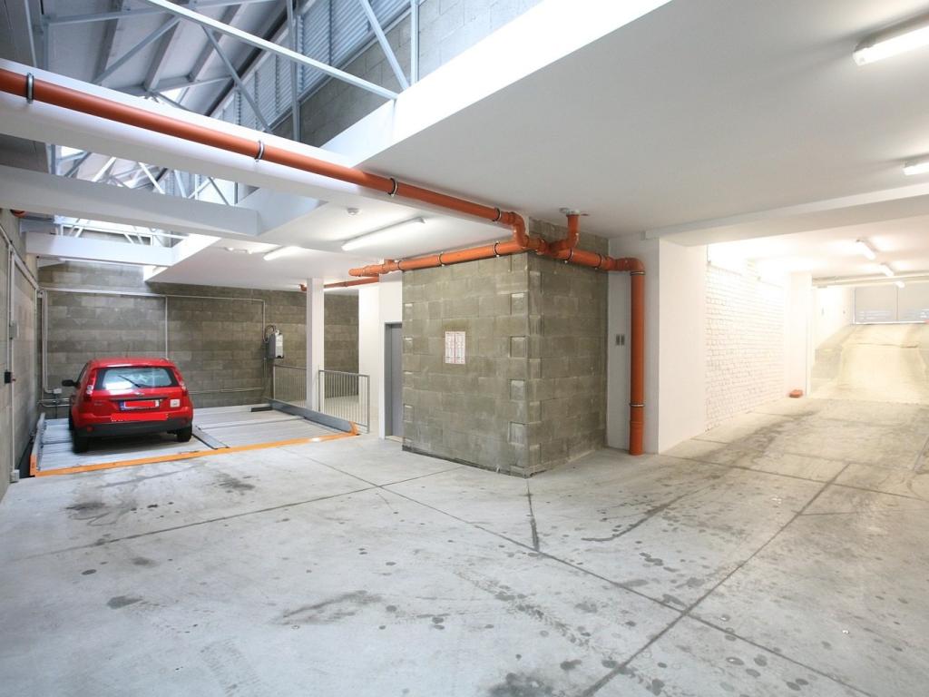 Pronájem bytu 5+kk 184 m2, Praha – náhled fotky 10