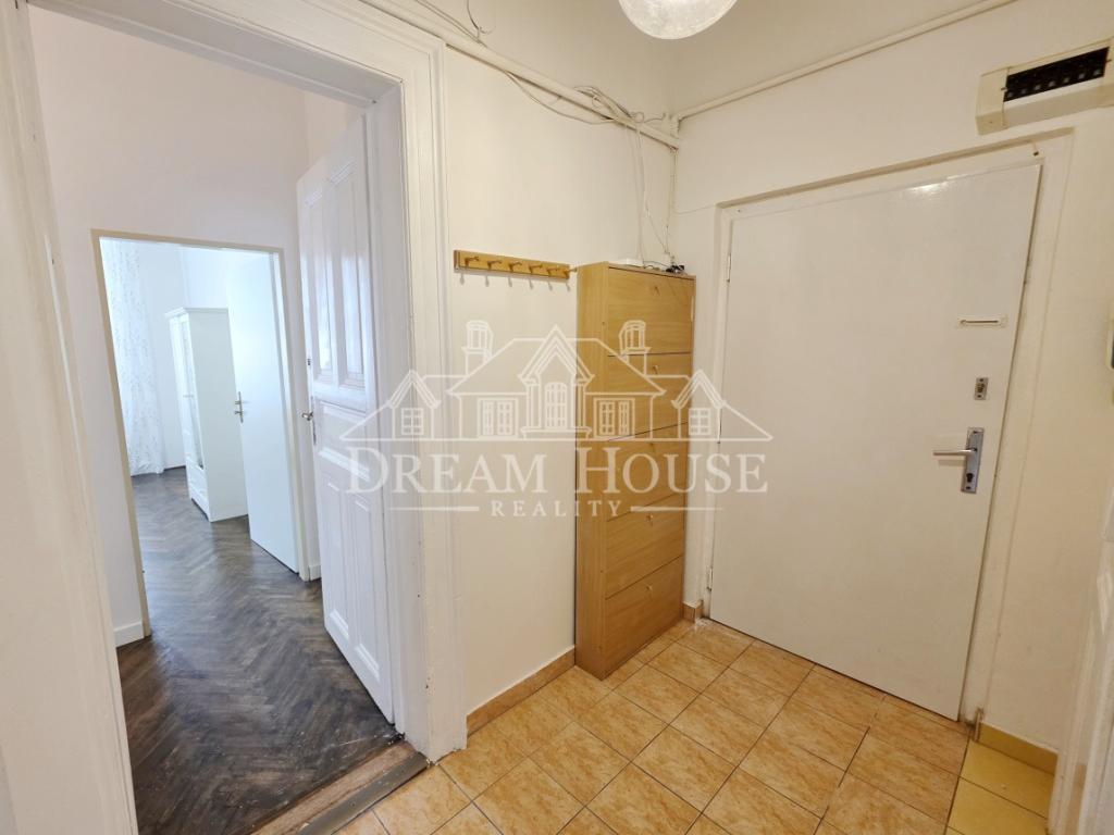 Pronájem bytu 3+1 81 m2, Praha – náhled fotky 12