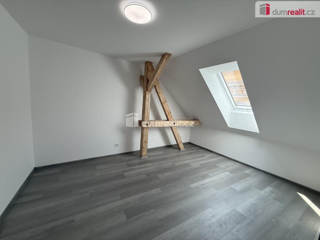Pronájem bytu 2+kk 48 m2