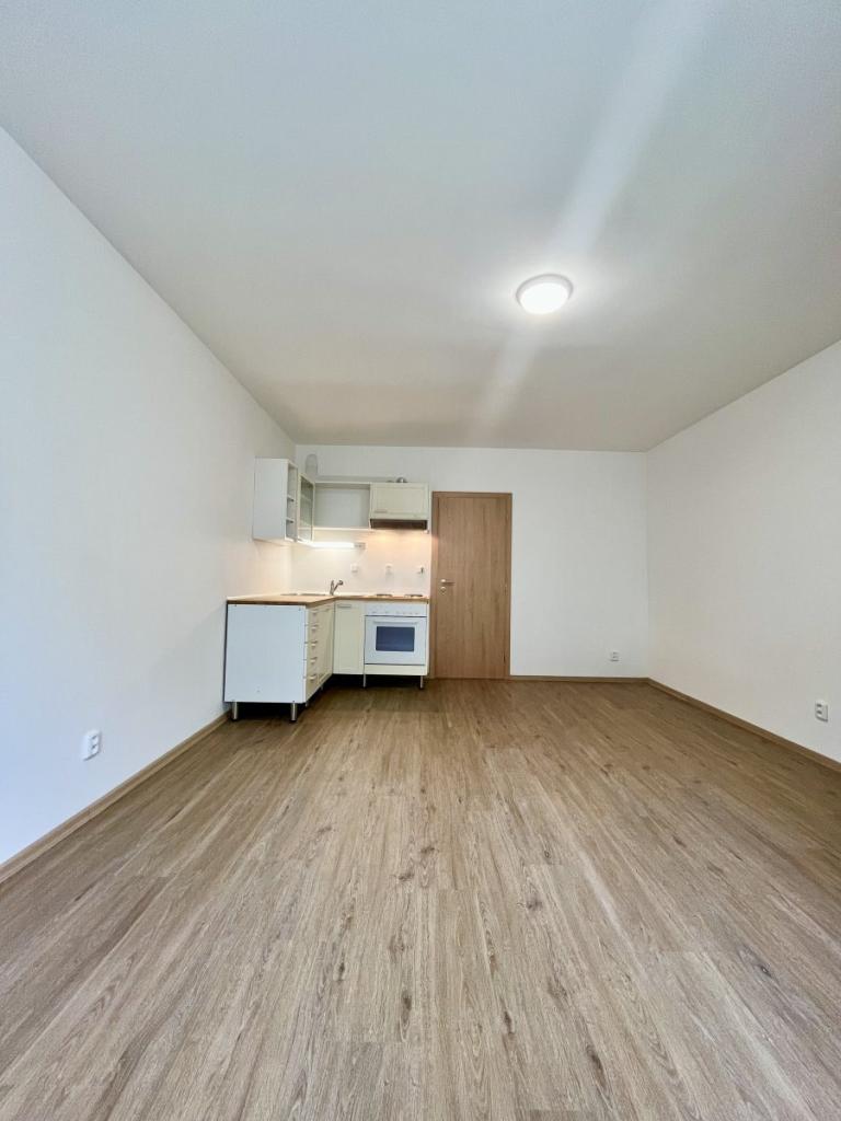 Pronájem bytu 1+kk 27 m2