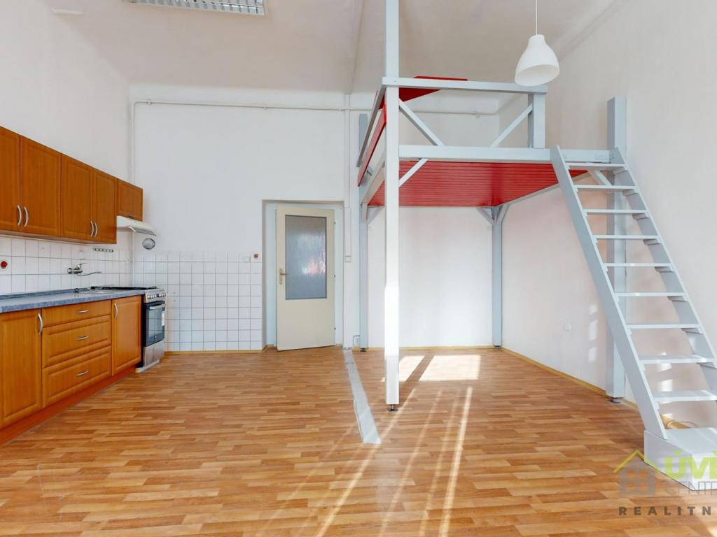 Pronájem bytu 1+kk 44 m²