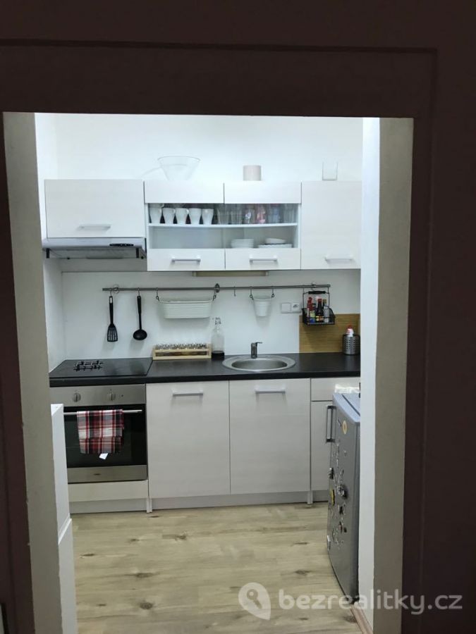 Pronajem bytu 2+kk 50 m2