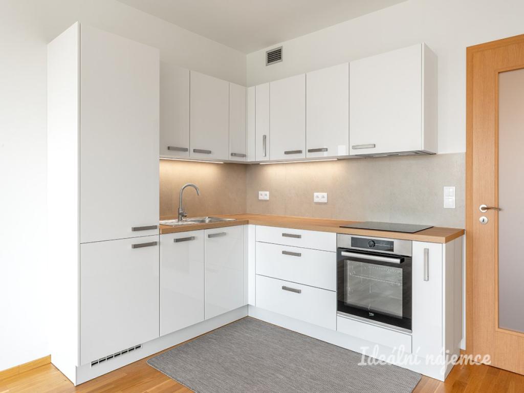 Pronájem bytu 2+kk 56 m2
