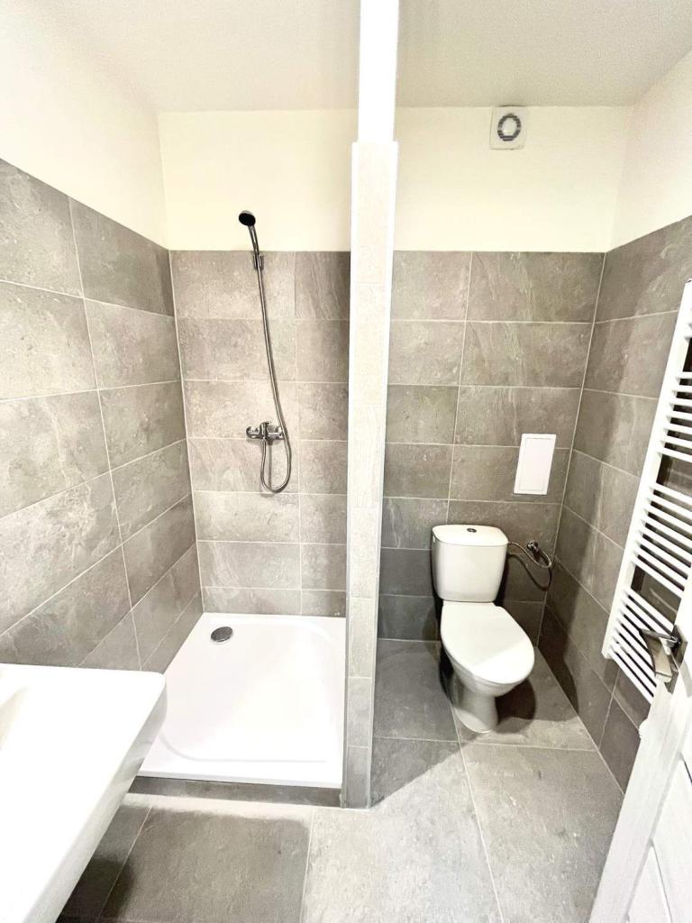 Pronájem bytu 1+kk 34 m2